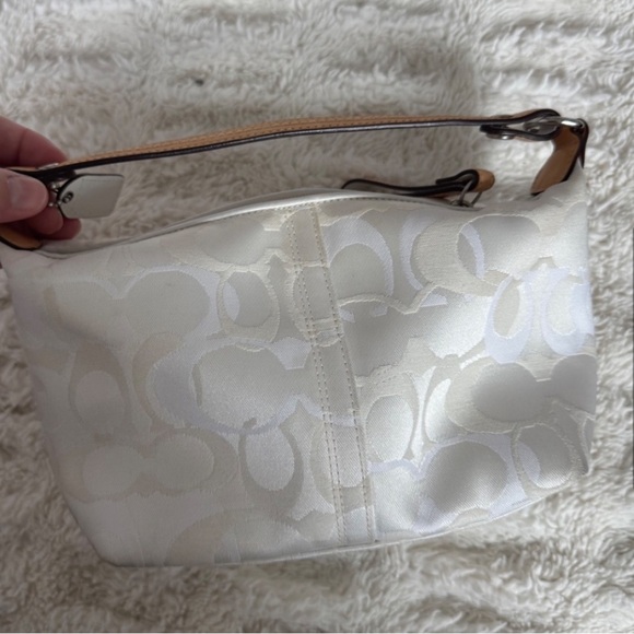 Coach Limited Edition Signature Optic White Cream Monogram Bumble Bee Mini Hobo - Picture 3 of 7